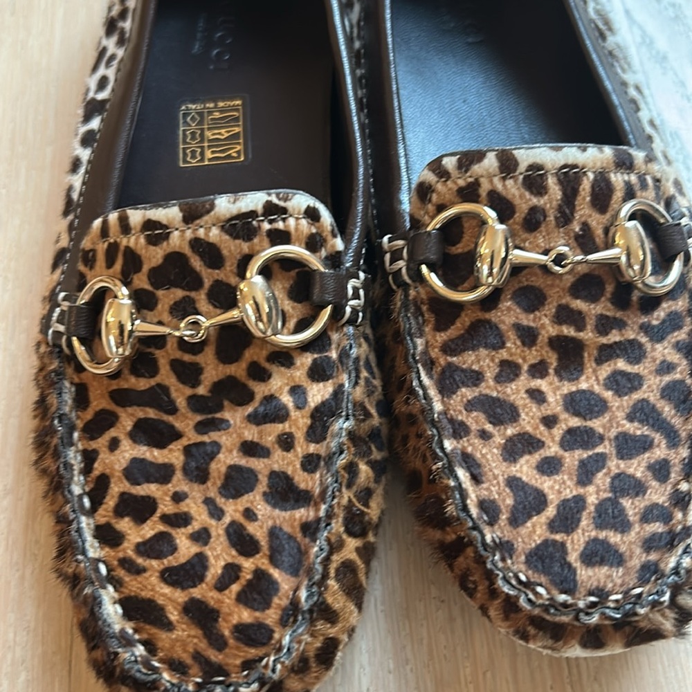 Gucci faux animal hair loafers. - Picture 5 of 6